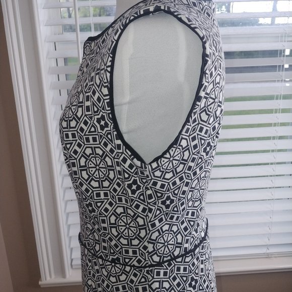 Merona Fitted Dress Size M, NWOT - Picture 5 of 7